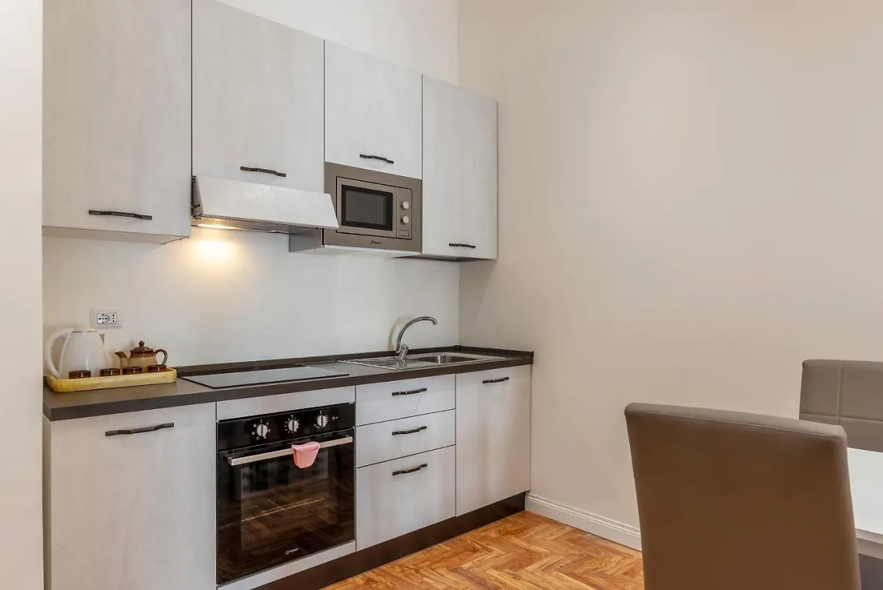 Rione Prati Elegant Apartment With Balcony Rom Italien